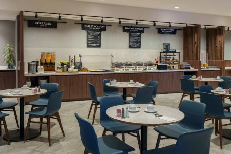 Holiday Inn Montreal, An Ihg - 25