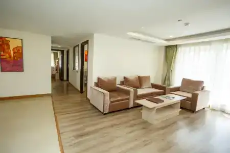 Crowne Imperial - 55