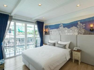 White Ivory Bed And Breakfast - 30