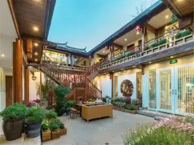 Huayue Tang Inn - 1