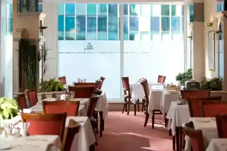 Best Western Royal Centre - 20