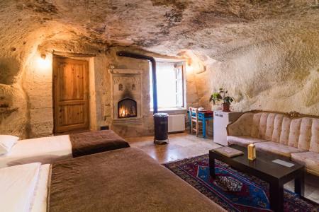 Atilla's Cave - 388