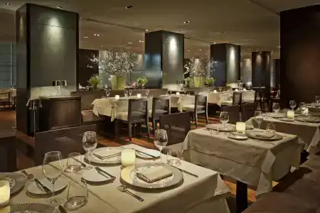The Langham, New York, Fifth Avenue - 15