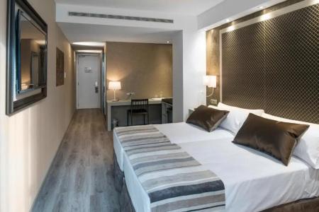 Catalonia Square 4* Sup - 57