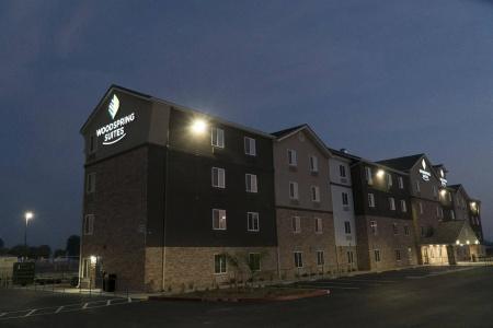 WoodSpring Suites - 9