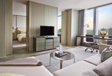 Four Seasons at Yorkville - 3