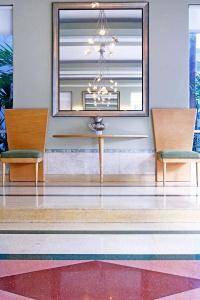 Crest Suites - 18