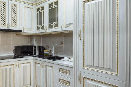 Royal Residence - 288