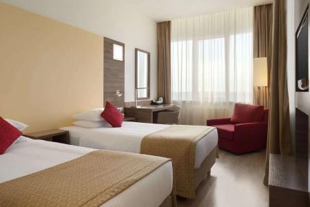 Ramada Encore Kyiv - 3