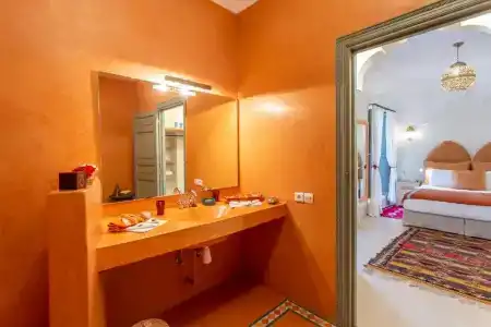 Riad Azahar - 30