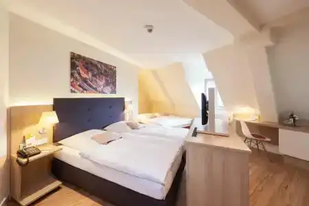 Victoria Nürnberg - 54
