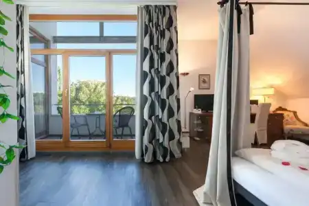 Romantik Johanniter-Kreuz - 99