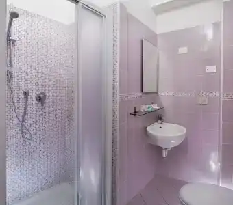 Très Jolie - 7