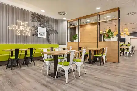 Super 8 by Wyndham Chemnitz - 14