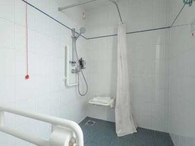 Ibis Poznan Stare Miasto - 8