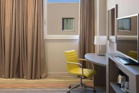 Hampton By Hilton Rome East - 36