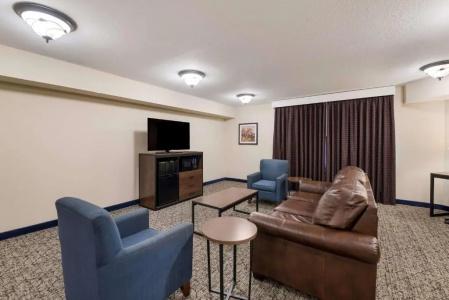 Best Western Winners Circle - 132