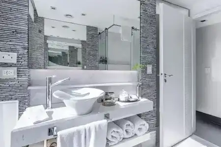 1828 Smart Boutique - 147