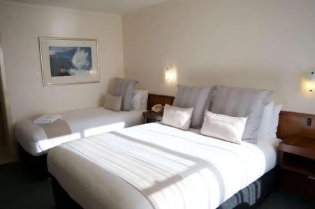 SureStay by Best Western The Clarence on Melville - 19