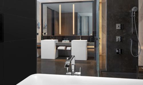 Shanghai Marriott Kangqiao - 9