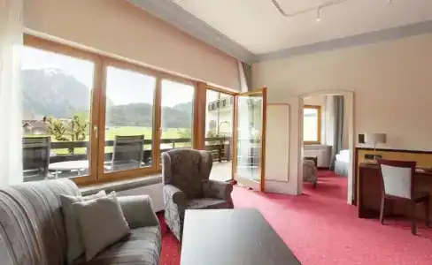 Wittelsbacher Hof - 81