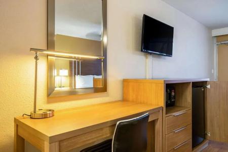 Quality Inn & Suites Airport - Cruise Port Hollywood - 44