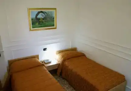 Amici - 0