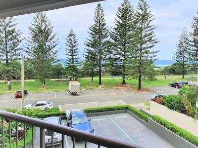 Burleigh Esplanade - 26
