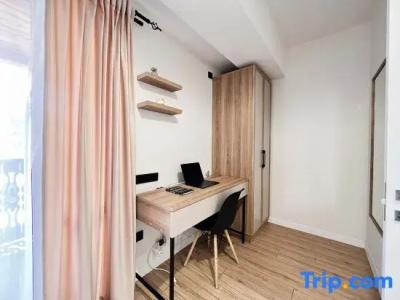 Motives Inn - 142