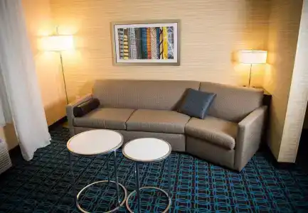 Fairfield Inn & Suites by Marriott Uptown/University Area - 4