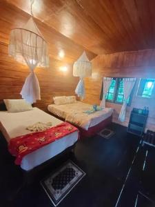 Phayam Coconut Beach Resort - 24