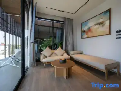 Shan Villas Sukhumvit - 198