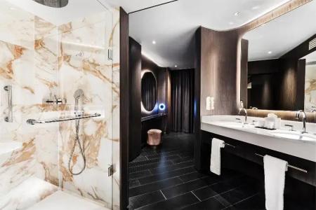 The Westminster London, Curio Collection by Hilton - 88