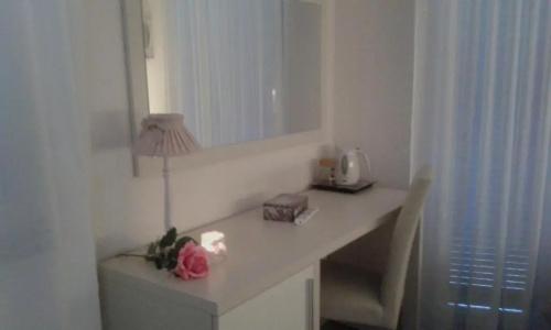 Dreams Guest House - 100