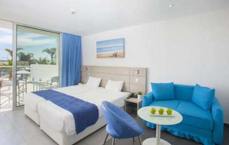 Limanaki Beach & Suites - 86