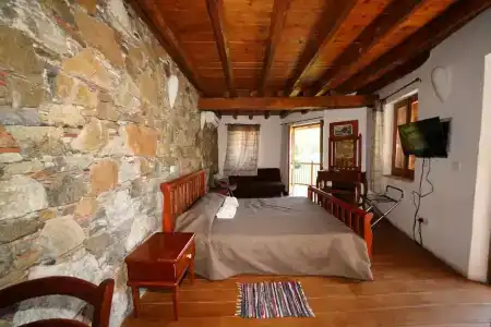 Linos Inn - 42