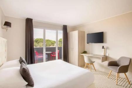 Best Western Plus Antibes Riviera - 52