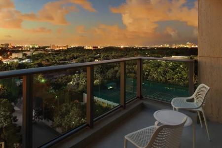 Courtyard Miami Coconut Grove - 46