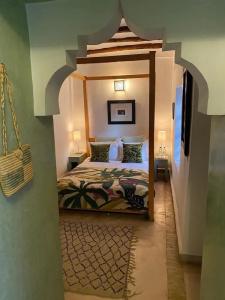 Riad Timila - 72