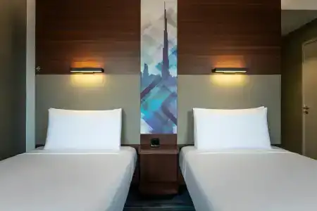 Aloft Dubai South - 9