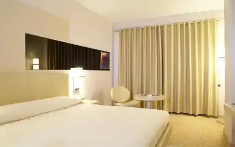 Anitta - 18