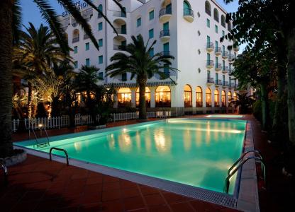 Grand Excelsior - 20