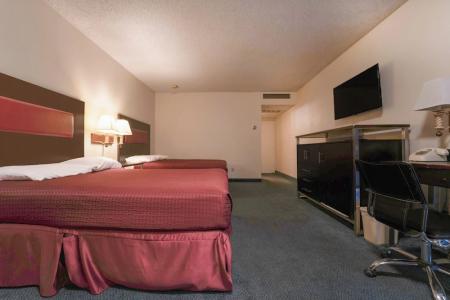 Royal Plaza Inn - 78