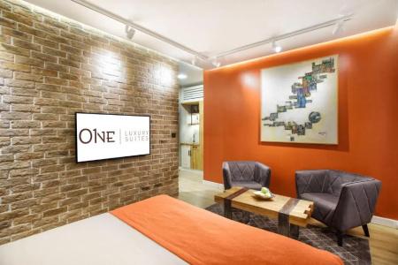 One Luxury Suites - 161