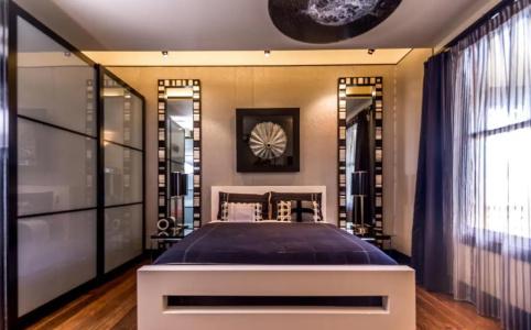 Corinda Contemporary - 41