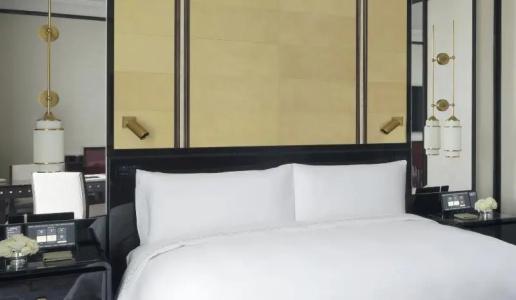 The Peninsula - 53