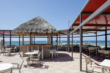 Golden Bay Boutique & Bungalows - 19