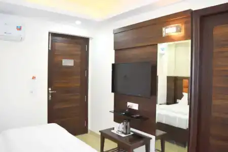 Tara Palace Daryaganj - 5