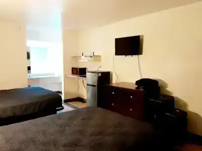 Budgetel Inn and Suites - Fort Gordon - 36