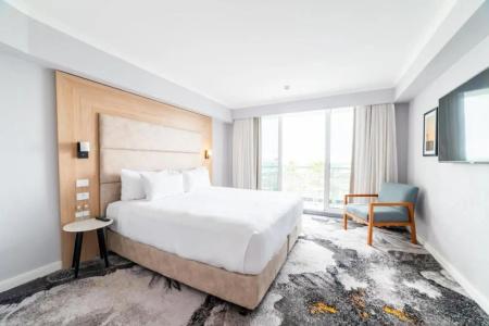 Novotel Brighton Beach - 57